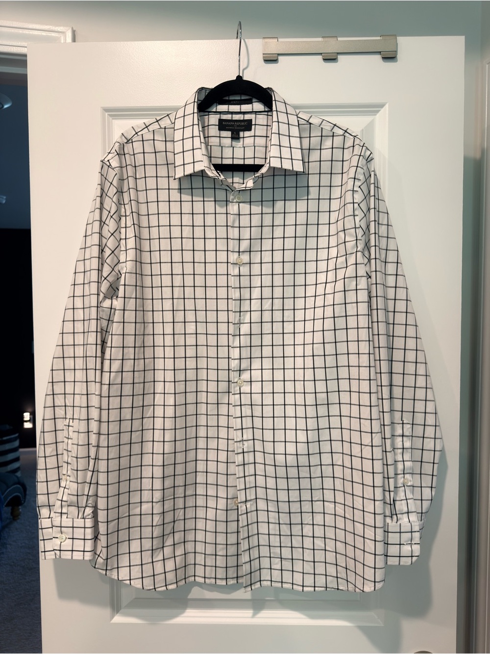 Banana Republic Men's White Dress Shirt with Black Windowpane Check